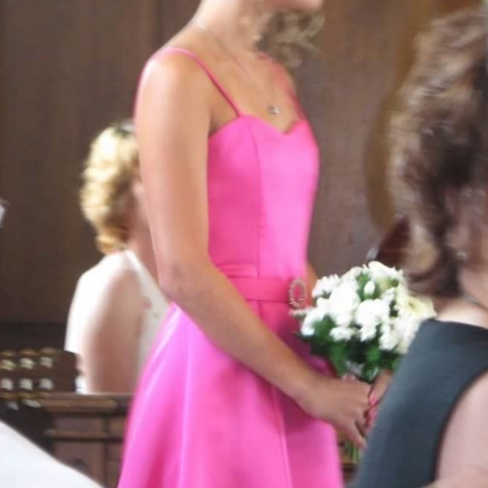 2 BRIDESMAID DRESSES - Picture 4 of 6
